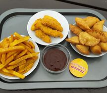 Сет 1 Стрипсы, посикунчики, картофель фри и соус барбекю