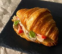 Круассан Цезарь