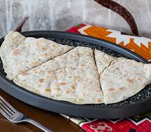 Хычин с зеленью и сыром