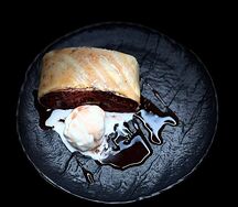 Штрудель вишневый