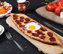 Хачапури по-армянски с колбасой