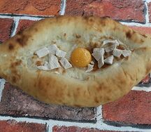 Хачапури с сыром и курицей