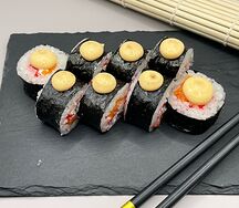 Сяке Футо Маки Спайси