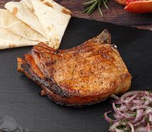 Шашлык из свиного антрекота