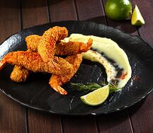 Креветки темпура с соусом васаби
