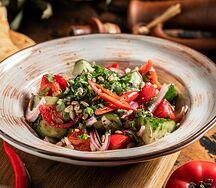 Овощной салат по-грузински