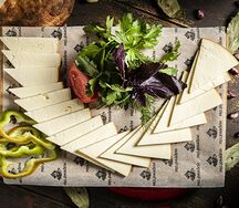 Копченый сулугуни