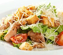 Цезарь с курицей