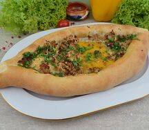 Хачапури по-аджарски с мясной начинкой