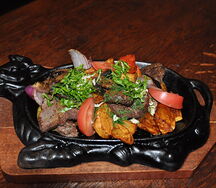 Сковородка с говядиной