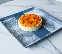 Пирог с яблоком и облепихой