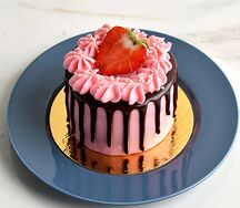 Молочная Девочка