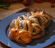 Рулет с маком