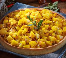 Кростата с яблоком и облепихой