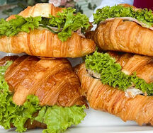 Круассан с ветчиной