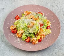 Салат Цезарь с креветкой