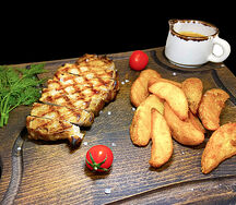 Cвинoй стейк в медово-горчичном соусе