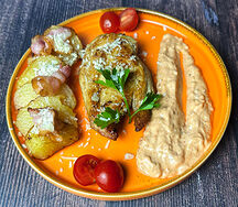 Стейк из куриного филе с картофелем