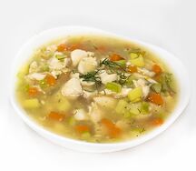 Куриный суп с индийской лепешкой