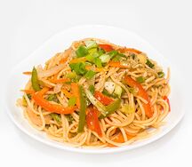 Лапша с овощами