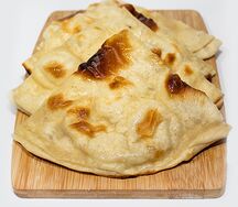 Наан со сливочным маслом