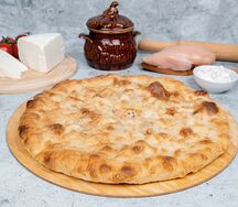 Пирог с курицей и сыром