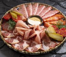 Мясная нарезка