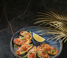 Мидии киви, запеченные под сырным соусом