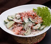 Салат овощной с тахиной