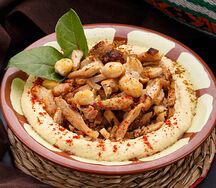 Хумус с курицей