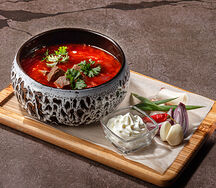 Красный борщ