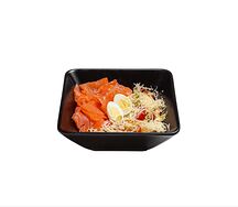 Салат Цезарь с филе лосося