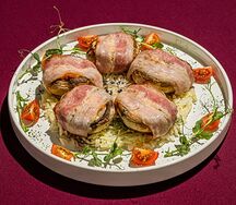 Фаршированные шампиньоны по-сербски