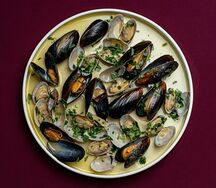 Соте мидии в сливочном соусе