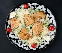 Цезарь с курицей