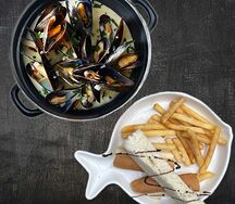 Мидии в сливочно-сырном соусе