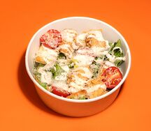 Салат Чикен цезарь