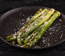Спаржа с пармезаном