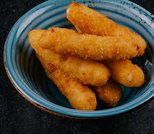 Хрустящие палочки из моцареллы