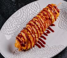 Хрустящий корн-дог с сосиской