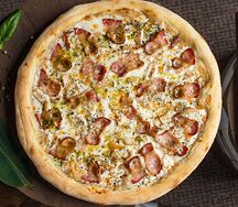 Пицца Курица и бекон