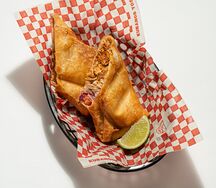 Чимичанга с креветками