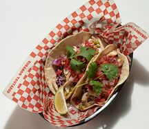 Такос с креветками