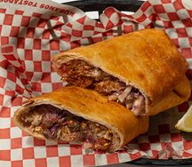 Чимичанга с рваной говядиной 