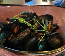 Мидии в соево-чесночном соусе 