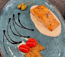 Стейк лосося на гриле