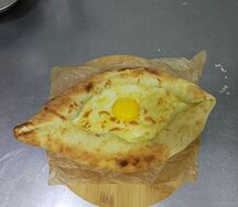 Хачапури фирменный по-аджарски