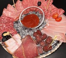 Мясное ассорти