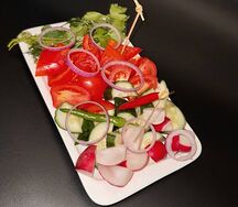 Ассорти свежих овощей