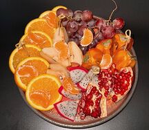 Фрукты по сезону